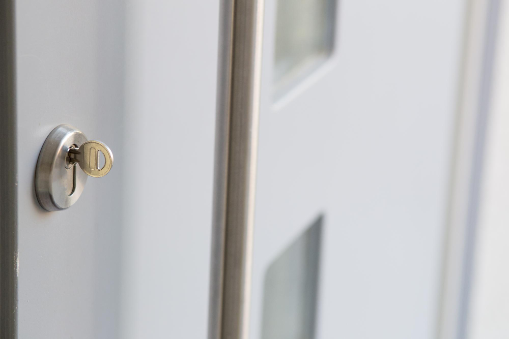 Tür mit Karte öffnen: Anleitung, Grenzen & sichere Alternative